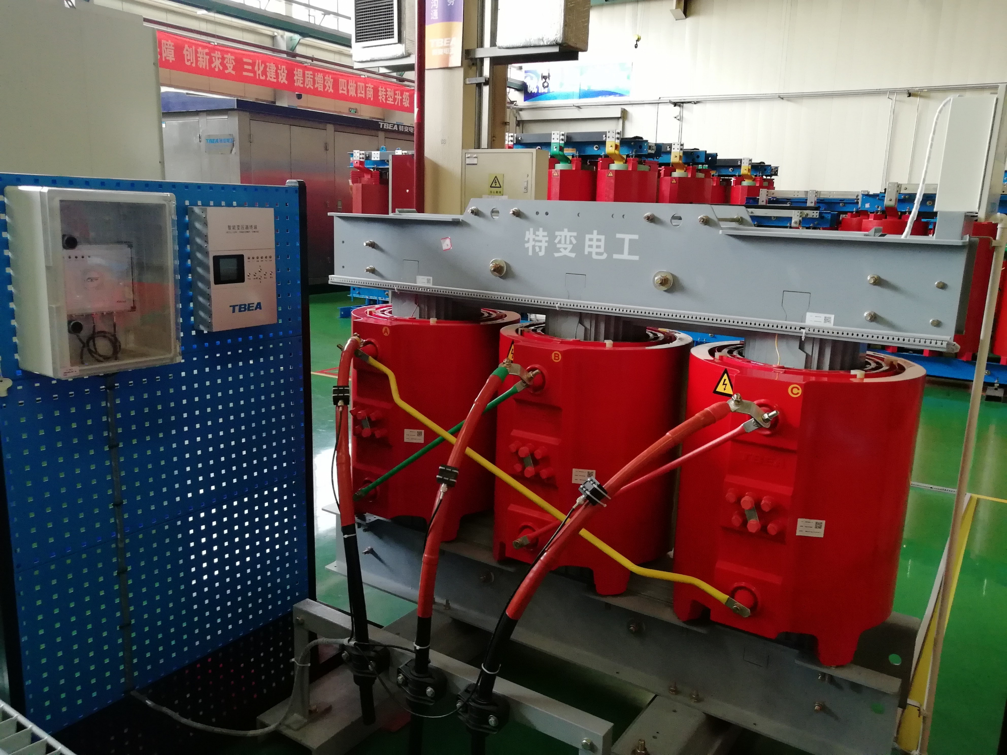 Máy biến áp khô kỹ thuật số thông minh
